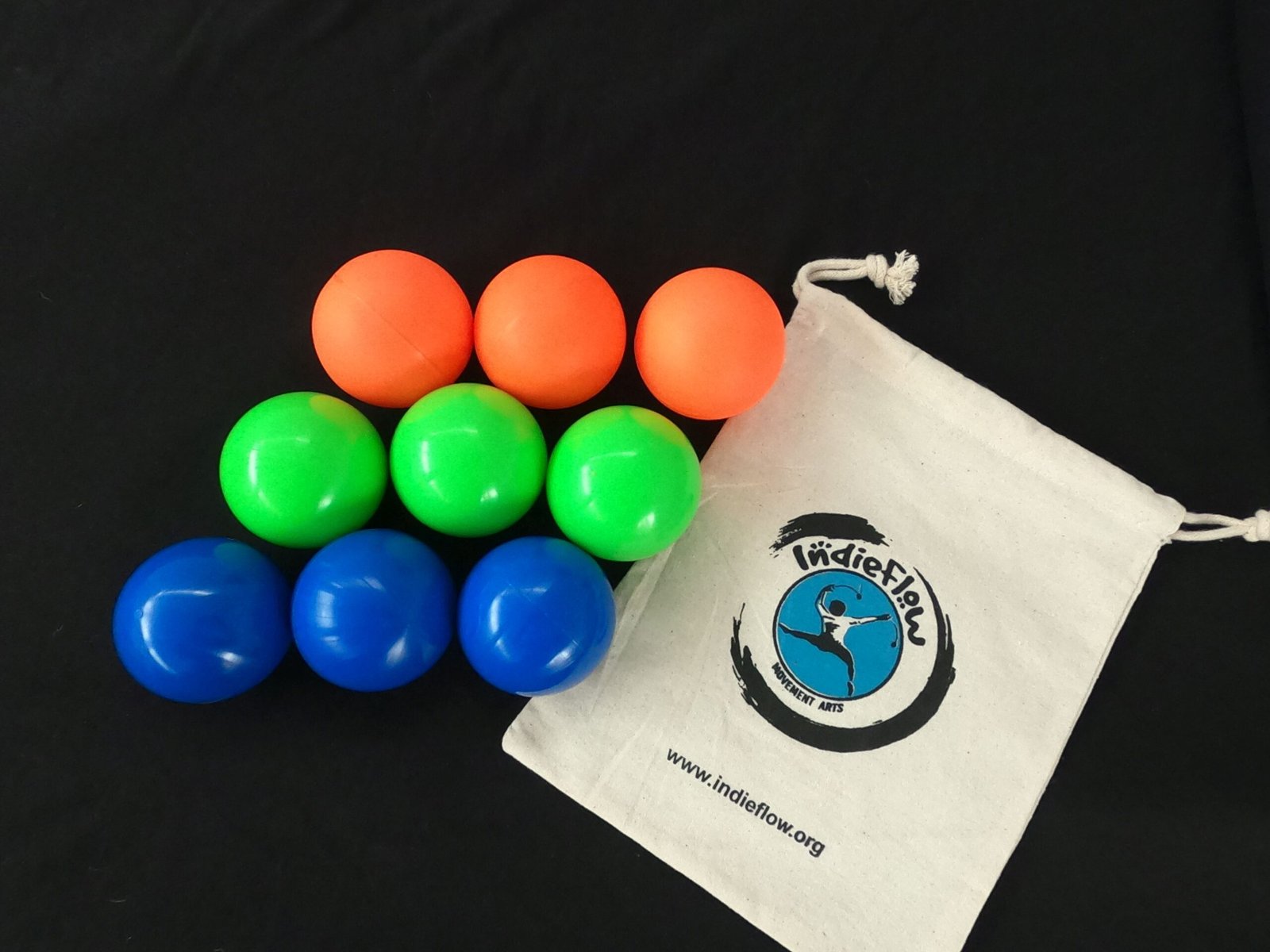 64 mm Juggling Balls - Image 3