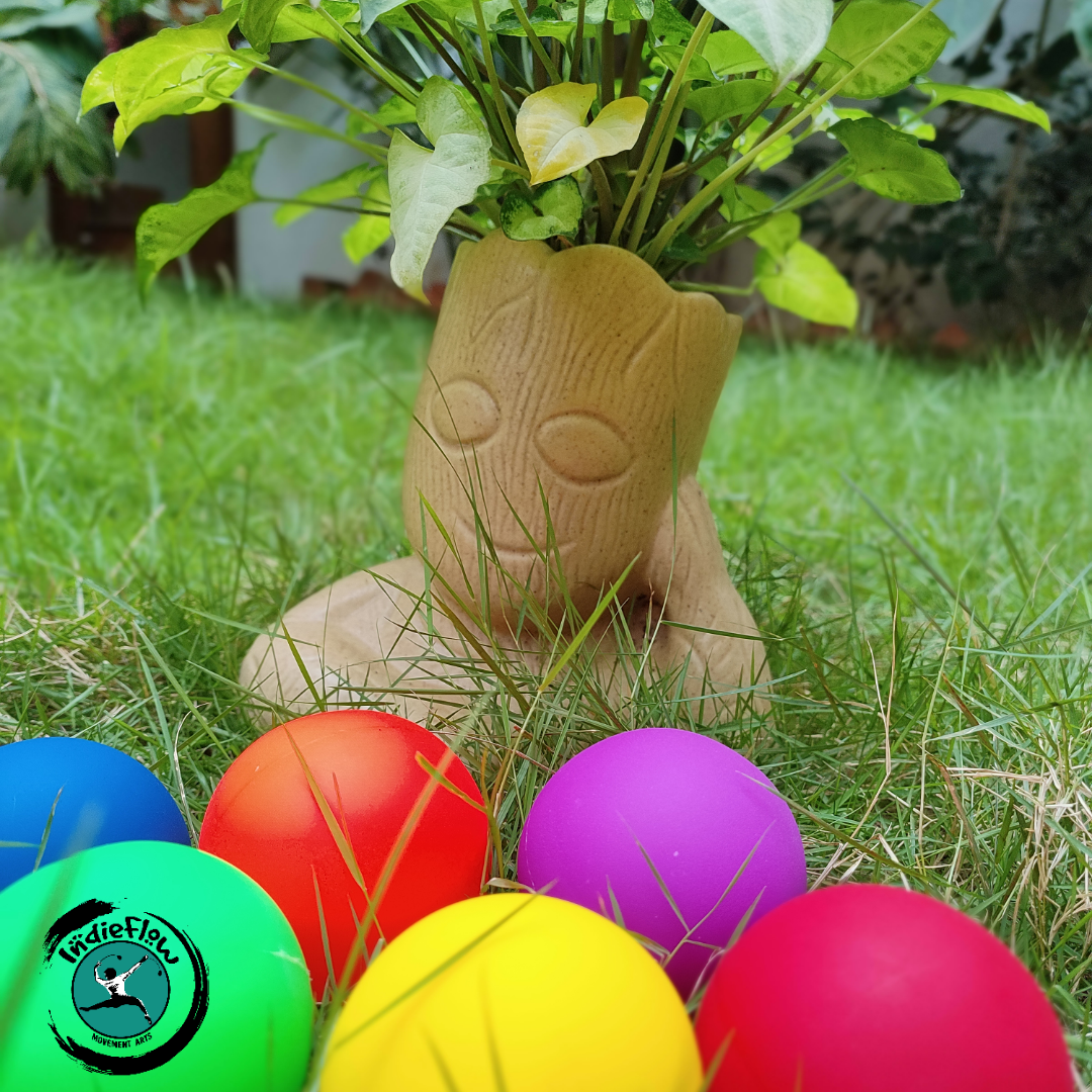 64 mm Juggling Balls - Image 1