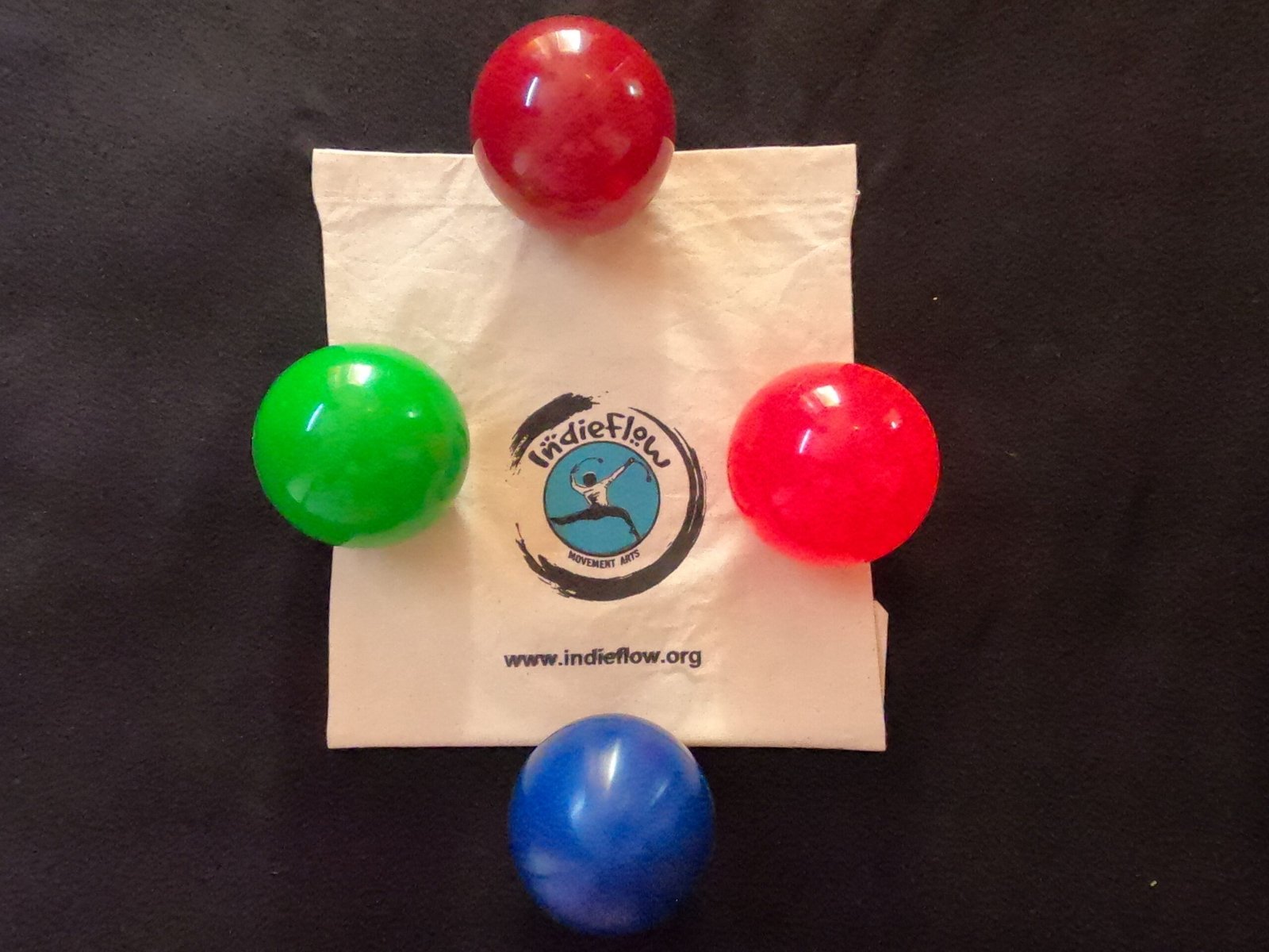 90 mm/100mm Contact Juggling Balls - Image 7