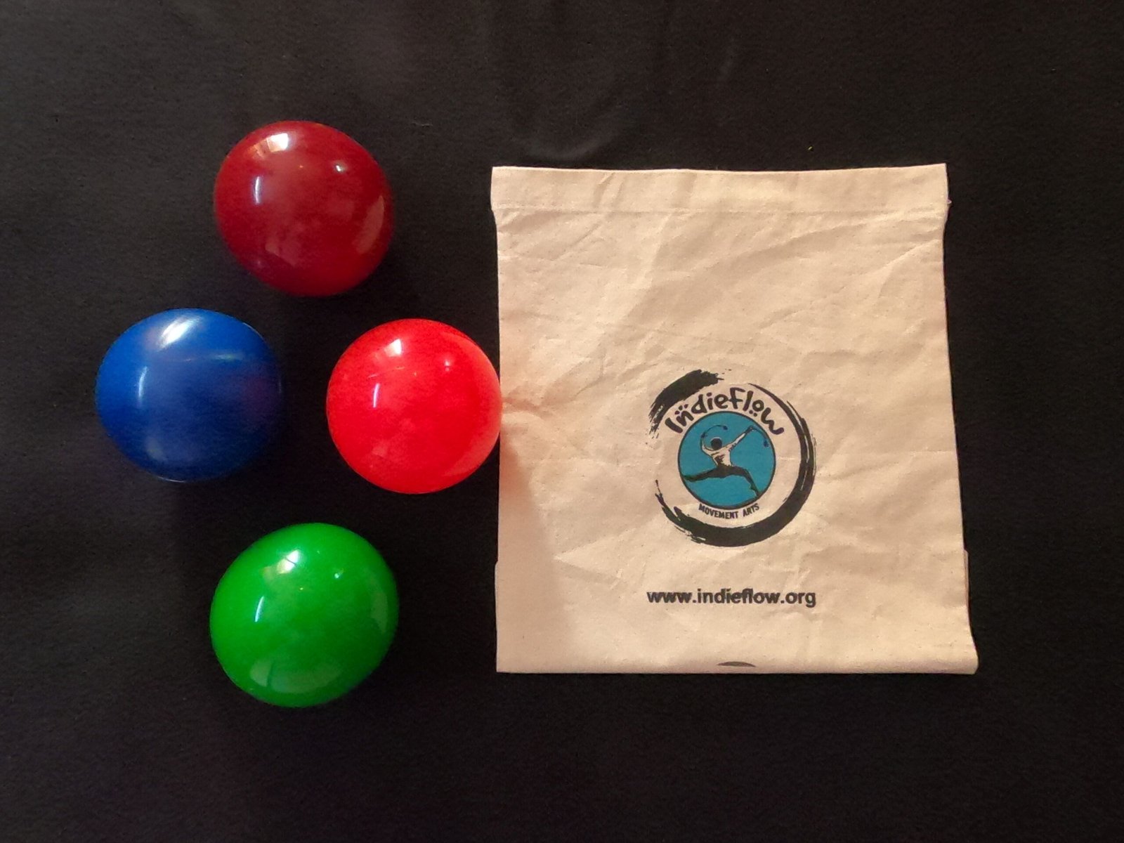 90 mm/100mm Contact Juggling Balls - Image 2